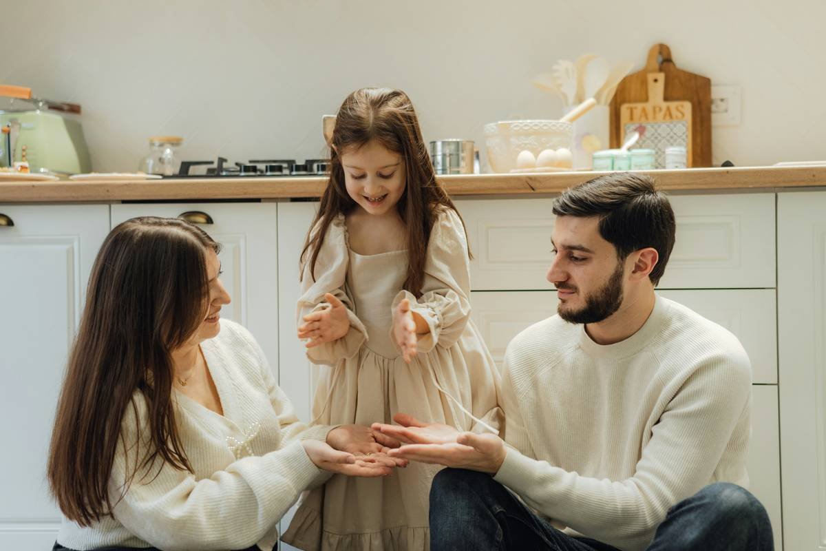 Remediation FAQs: What Homeowners *Really* Need to Know About Mold Insurance & Coverage
